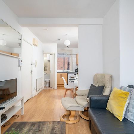 Carnaby & Oxford Street - Central Soho - One Bedroom - Double Bed & Sofabed Londres Extérieur photo