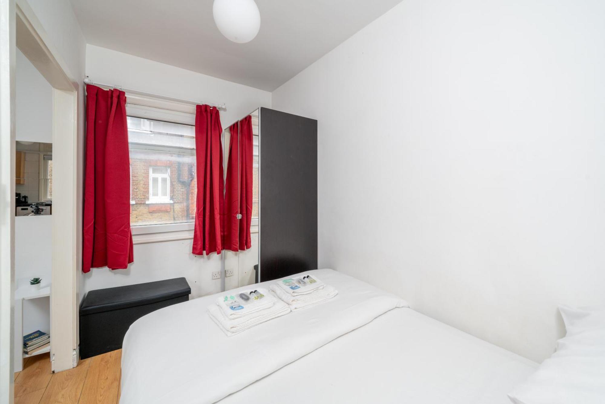 Carnaby & Oxford Street - Central Soho - One Bedroom - Double Bed & Sofabed Londres Extérieur photo