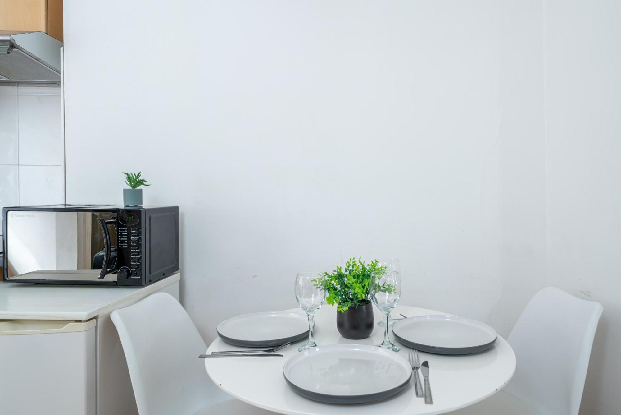 Carnaby & Oxford Street - Central Soho - One Bedroom - Double Bed & Sofabed Londres Extérieur photo